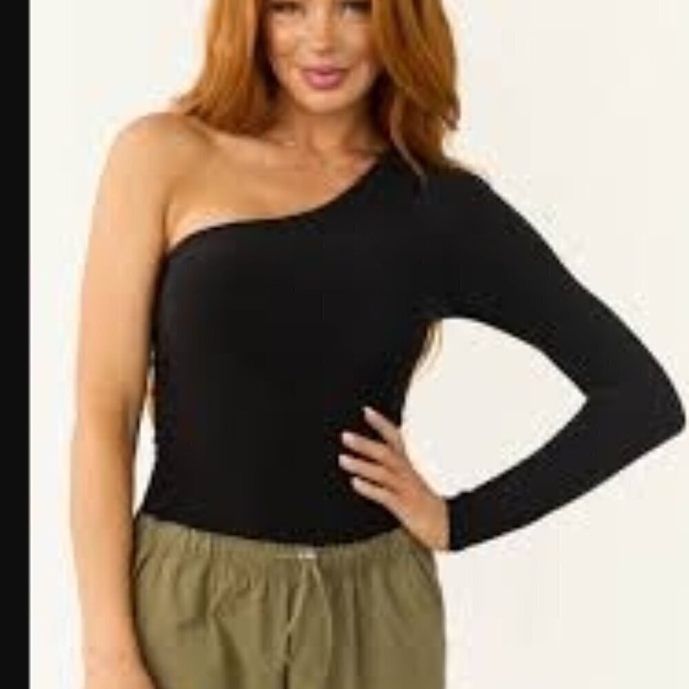 NWOT Lush Plus Size 3X One Sleeved Long Sleeve Bodysuit